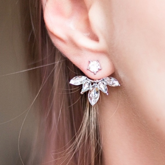 🛍NEW⚡️ “Diamond” stud earrings - Picture 6 of 6